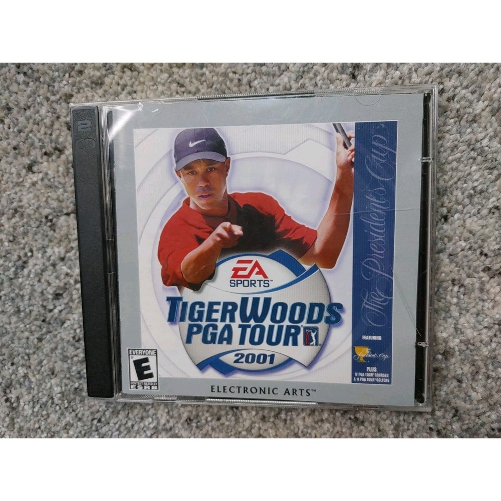 Vintage Tiger Woods PGA Tour 2001 PC CD ROM Game EA Sports 2 Disc Works